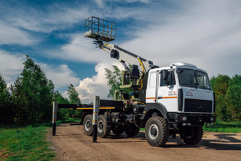 Автогидроподъемник DS-300 на базе МАЗ 6317F5