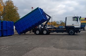 Крюковой погрузчик UNILIFT B.O.B Italev T20 на базе МАЗ-6312С5