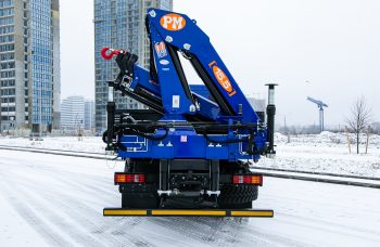 Бортовой автомобиль МАЗ AGC64M с КМУ PM 15523