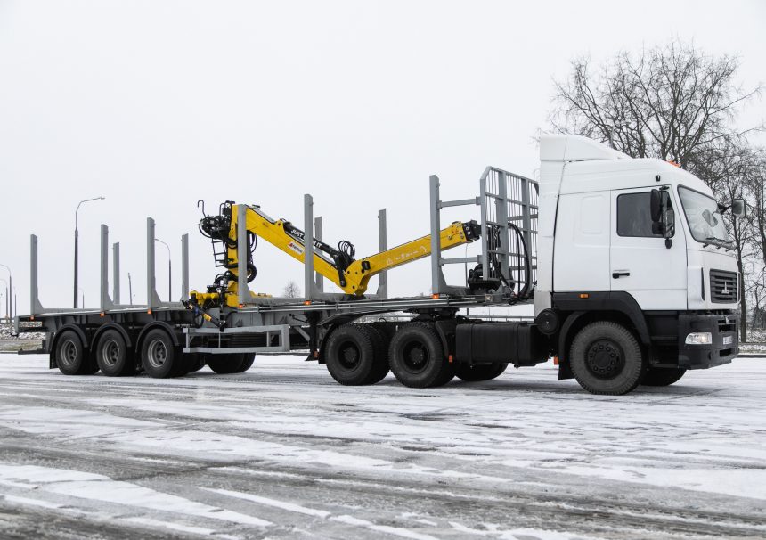 Полуприцеп с КМУ