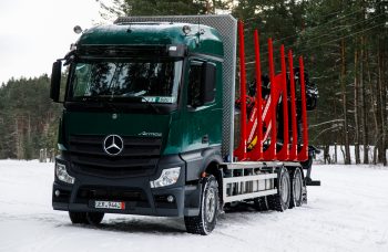 Сортиментовоз Mercedes-Benz с манипулятором Cranab TZ12.2