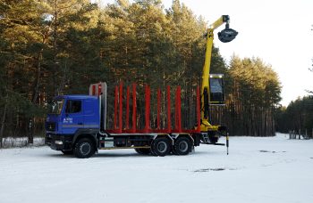 Сортиментовоз МАЗ-631228 с манипулятором Marchesi M10RS02.100 и кабиной оператора