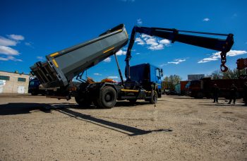 Самосвал МАЗ 5340В3 с КМУ АНТ 8.5-2