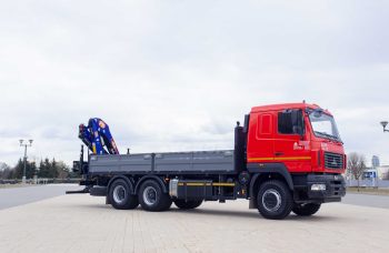 Бортовой автомобиль МАЗ AGC64M с КМУ PM 24022 PX