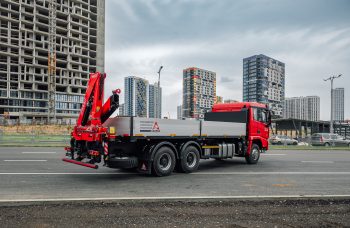 Бортовой автомобиль Shacman AGC6SM с КМУ Fassi F155A.0.22