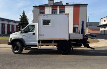 Автомобиль специальный модели М1-С41R c кузовом-мастерской ГИРД