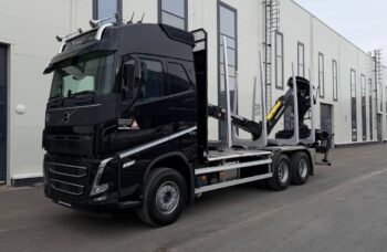 Сортиментовоз Volvo FH13 с гидроманипулятором Cranab TL12.2
