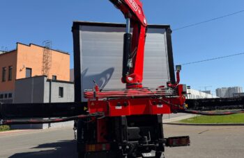 Бортовой автомобиль МАЗ AGC64M с КМУ Fassi F195A.0.24