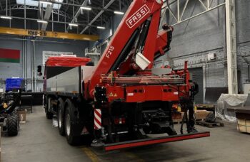 Бортовой автомобиль МАЗ AGC64M с КМУ Fassi F215A.0.24