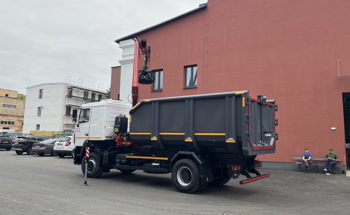Ломовоз МАЗ-534026 с КМУ Fassi F155A.0.22