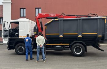 Ломовоз МАЗ-534026 с КМУ Fassi F155A.0.22