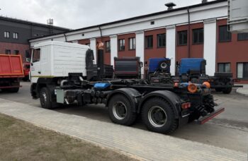 Крюковой погрузчик AG6 KROMANN L22S.57.6-HC на базе МАЗ-631228