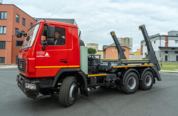 Портальный погрузчик Wernox SL14T на базе МАЗ 650126