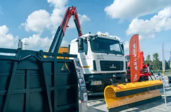 Автомобиль специальный AG6HMS с крюковым погрузчиком HYVA T20-57-S и с КМУ Fassi F155A.0.22 (5 в 1)