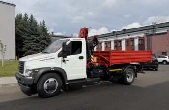 Самосвал с КМУ Fassi F85B.0.22 на базе ГАЗон NEXT