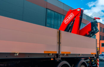 Бортовой автомобиль МАЗ AGС64М с КМУ Fassi F215A.0.23