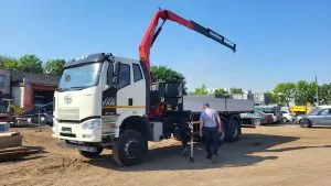 Бортовой автомобиль FAW J6 с КМУ F115A.0.22