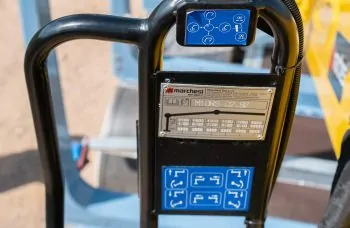 Сортиментовоз МАЗ 63128 с гидроманипулятором Marchesi M10RS 02.100