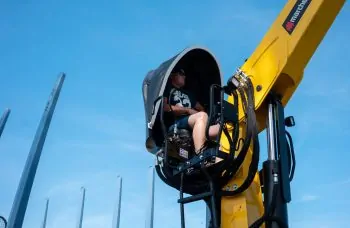 Сортиментовоз МАЗ 63128 с гидроманипулятором Marchesi M10RS 02.100