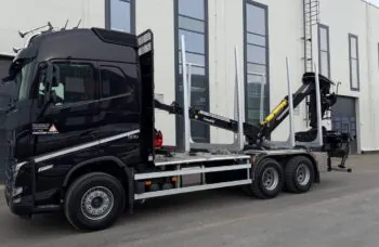 Сортиментовоз Volvo FH13 с гидроманипулятором Cranab TL12.2