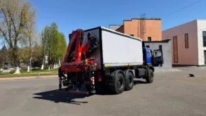 Бортовой автомобиль МАЗ AGC64M с КМУ Fassi F195A.0.24