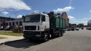 Ломовоз МАЗ-631228 AG6NMN с КМУ Tajfun LIV 140NZ78